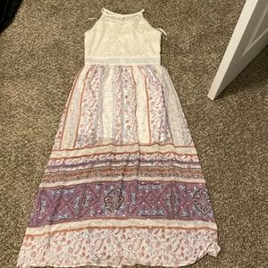 Women’s dress size 16